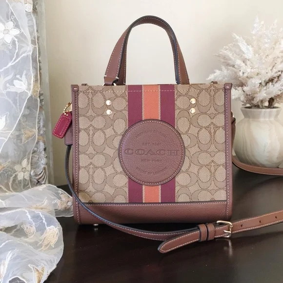 Coach Dempsey Tote 22 In Signature Jacquard With Stripe And Patch - Picture 14 of 16